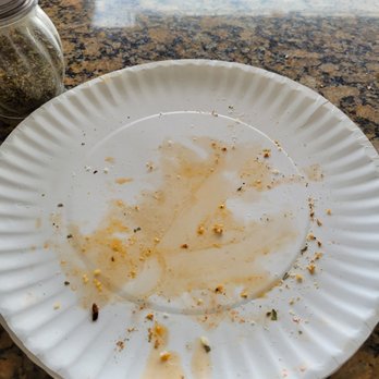Pizza on 40th - What's left of my 2 slices of sausage and pepperoni pizza. - Pizza Near Me - Phoenix, Arizona Pizza on 40th - What's left of my 2 slices of sausage and pepperoni pizza. - Pizza Near Me - Phoenix, Arizona