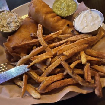 The Union Jack Pub & Restaurant - Fish and chips - British Near Me - Winchester, Virginia