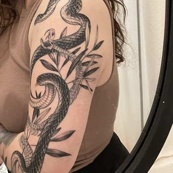 Black Lantern Tattoo - Tattoo Near Me - Campbell, California Black Lantern Tattoo - Tattoo Near Me - Campbell, California