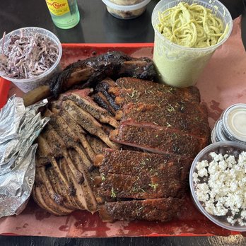 Barbs B Q - Barbeque Near Me - Lockhart, Texas
