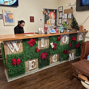 Asian Joint - Thai Chinese Cuisine - Chinese Near Me - Fairfax, Virginia
