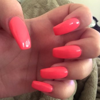 Allen James Salon - Gel polish on acrylic nails done by Christine Trinh - Hair Salons Near Me - Tustin, California