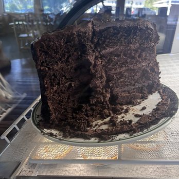 Lumberjacks Restaurant - Your Favorite Chocolate Cake - New American Near Me - Susanville, California Lumberjacks Restaurant - Your Favorite Chocolate Cake - New American Near Me - Susanville, California