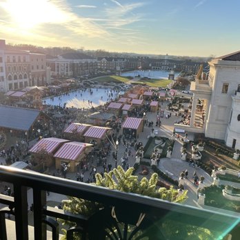 Hotel Carmichael - Hotels Near Me - Carmel, Indiana