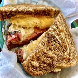 The Winkin' Rooster - The Rueben is great!