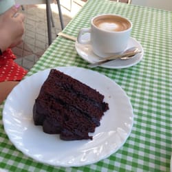 The Lemon Tree - Chocolate cake and white coffee