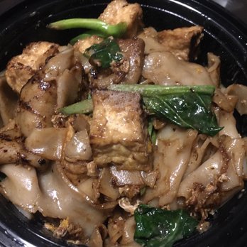 Happy Thai - Pad See Ew with tofu! - Thai Near Me - Fairfax, Virginia Happy Thai - Pad See Ew with tofu! - Thai Near Me - Fairfax, Virginia