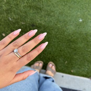 Noor Nail Bar - Nail Salons Near Me - Manhattan Beach, California