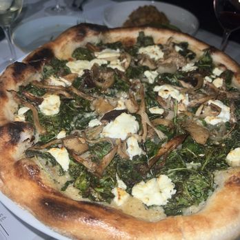 Sixty Vines - Kale & Mushroom Pizza - New American Near Me - Miami, Florida Sixty Vines - Kale & Mushroom Pizza - New American Near Me - Miami, Florida