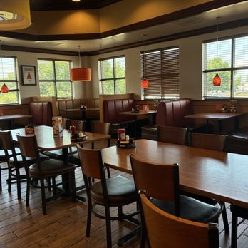 Denny's - Diners Near Me - Jeffersonville, Ohio