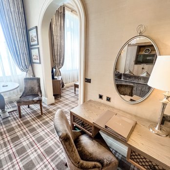 Dromoland Castle - Hotels Near Me - Newmarket-on-Fergus, CE