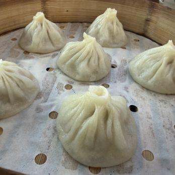 Yuanbao Jiaozi - Pork xiao long bao - Chinese Near Me - Burlingame, California Yuanbao Jiaozi - Pork xiao long bao - Chinese Near Me - Burlingame, California