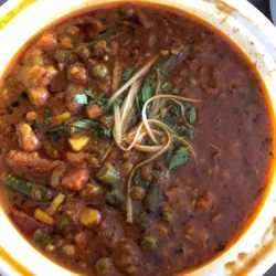Vegan garden curry