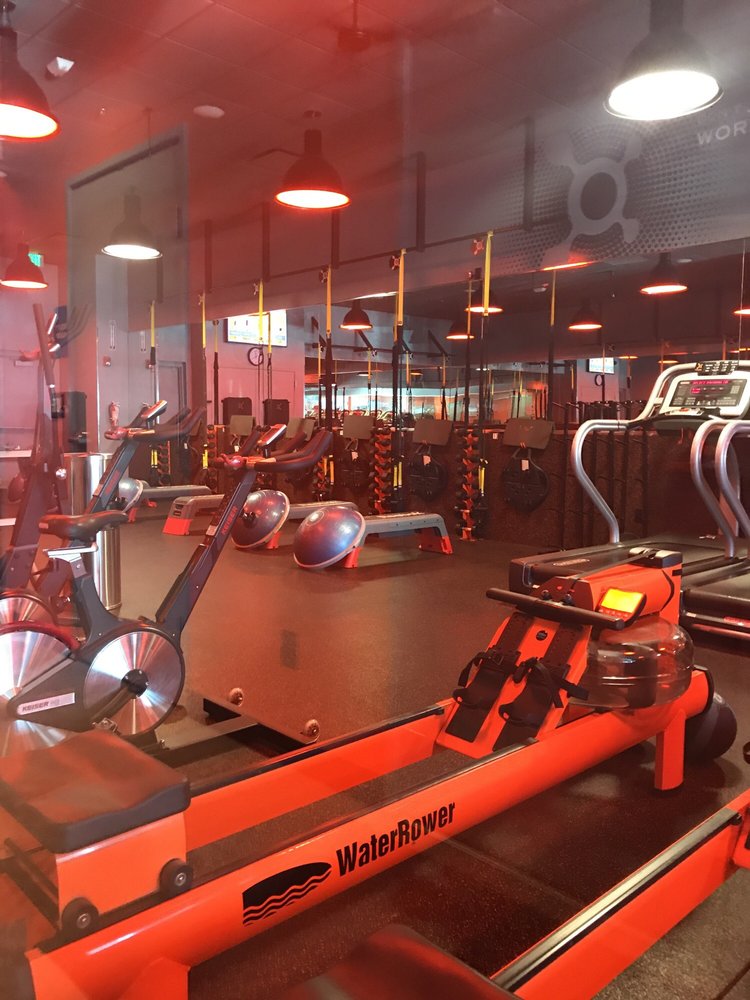 ORANGETHEORY FITNESS COLORADO SPRINGS ACADEMY 7469 N Academy Blvd