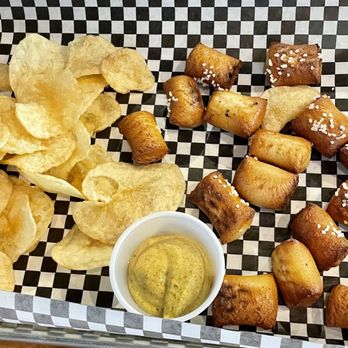 Locust Cider Belmar - Pretzel bites - Cideries Near Me - Lakewood, Colorado Locust Cider Belmar - Pretzel bites - Cideries Near Me - Lakewood, Colorado