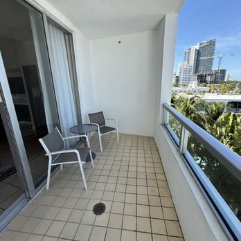 Sagamore Hotel - Blacony - Hotels Near Me - Miami Beach, Florida Sagamore Hotel - Blacony - Hotels Near Me - Miami Beach, Florida