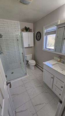Remodeling - Recent remodeling work completed, Ceramic Tile installation, Closet Remodel, Bedroom Remodel, Flooring Installation, Vinyl Fencing Installation.