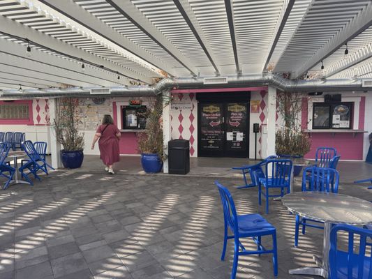 Chilly Jilly'z Bakery & Cafe by null