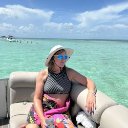 Southernmost Sandbar Charters - Relaxing !!!
