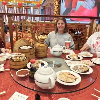 Golden Unicorn - Dim Sum Near Me - New York, New York