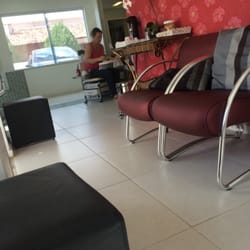 Le Visage - Waiting area