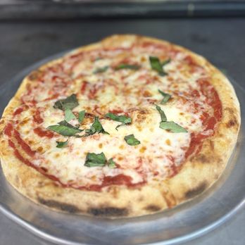 Mo's Wood fired Kitchen - Margherita Pizza - Pizza Near Me - Southport, North Carolina Mo's Wood fired Kitchen - Margherita Pizza - Pizza Near Me - Southport, North Carolina