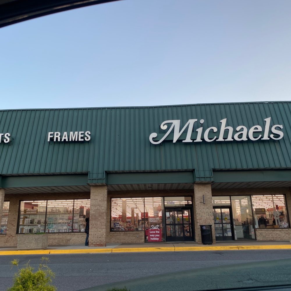 Michaels - Exterior shot - Hobby Shops Near Me - Fairfax, Virginia