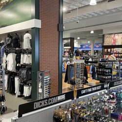 DICK'S Sporting Goods