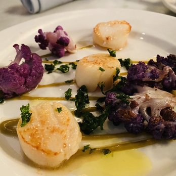 Gatsby's Landing - Seared Scallops - New American Near Me - Roslyn, New York