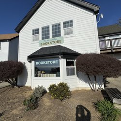 Four-Eyed Frog Books
