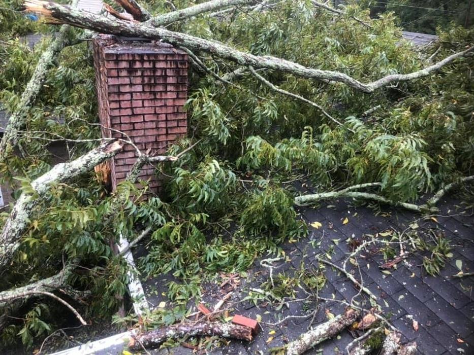 Slide of Jason Vega's Roofing