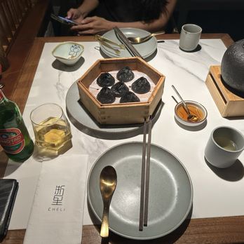 Cheli - Flushing - Shanghainese Near Me - Flushing, New York