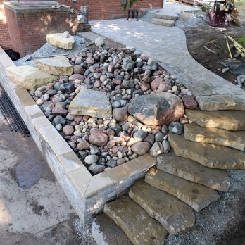 S & D Hardscapes - Landscaping Near Me - East Moline, Illinois S & D Hardscapes - Landscaping Near Me - East Moline, Illinois