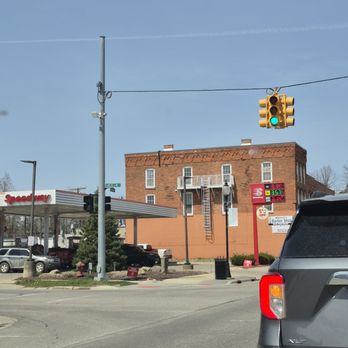Speedway - Current Gas prices $3.14 on Easter Sunday in Almont!  4/20/2025 - Gas Stations Near Me - Almont, Michigan
