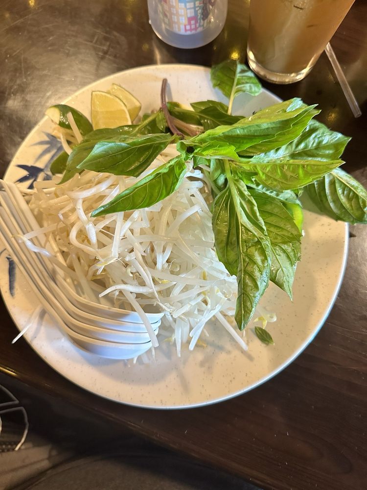 Social spots from Pho Real