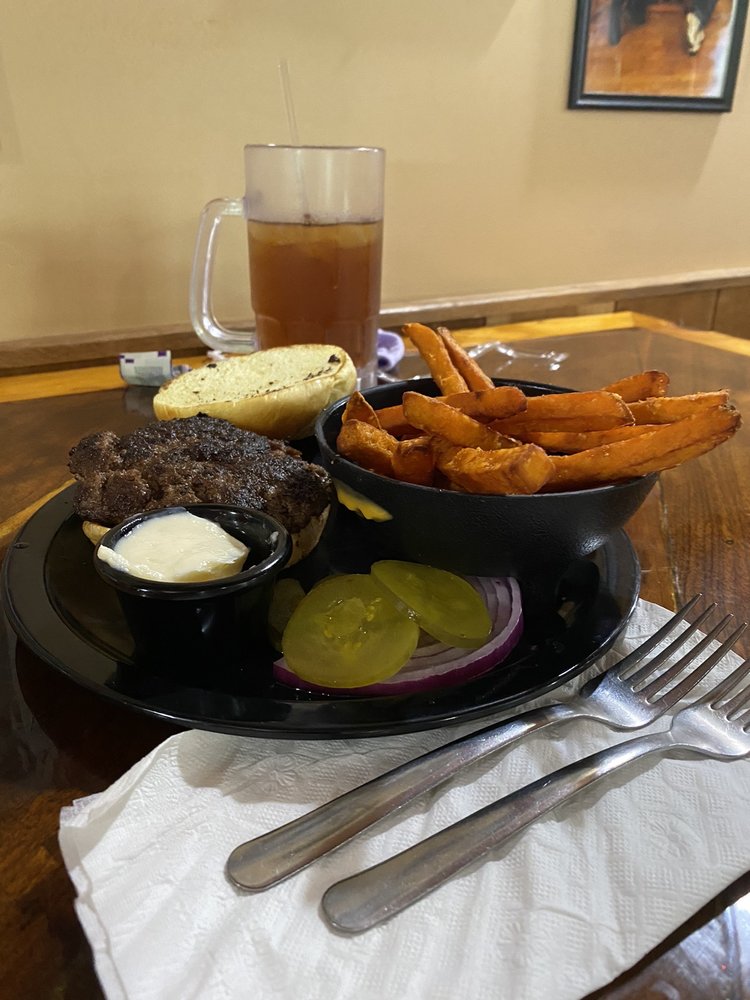 BOONDOCKS BBQ & GRILL Updated August 2024 47 Photos & 34 Reviews