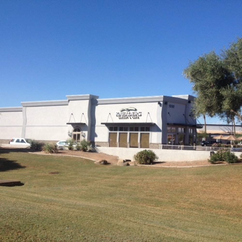 Kneaders Bakery & Cafe Ahwatukee Foothills Village, Phoenix, AZ - Last  Updated December 2025 - Yelp