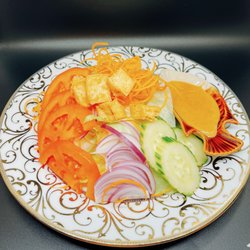 Pho O Sha - Thai Salad (served with peanut sauce)