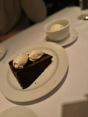 Cecchi's by null