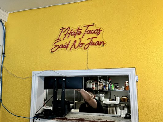 El mariachi birria y tacos by null