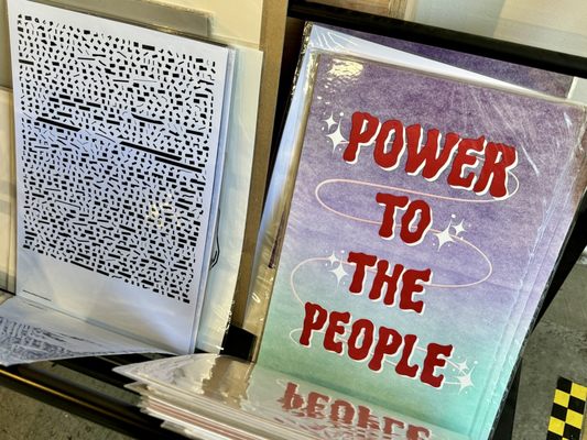 Heath Newsstand by null