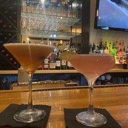 Pine Point Grill - The usual......Bulleit Bourbon Manhattan and Grey Goose Cosmo.
