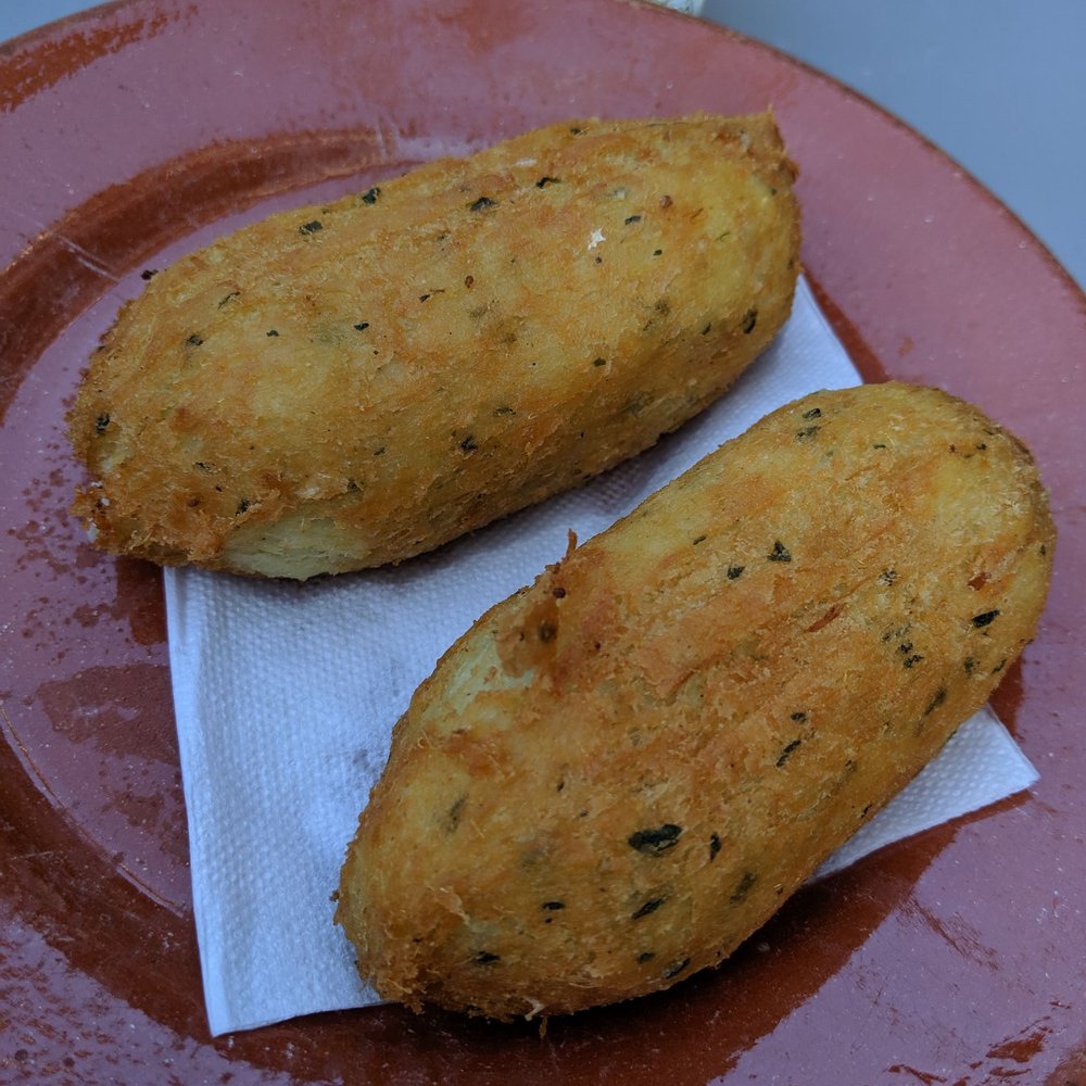 Beira Douro - Codfish and cheese pastries - Wine Bars Near Me - Valbom, 13