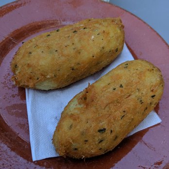 Beira Douro - Codfish and cheese pastries - Wine Bars Near Me - Valbom, 13