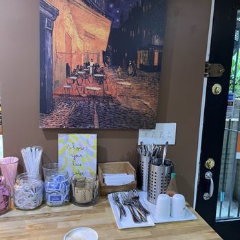 Au Lait Cafe - Great decor. Spotless. - Cafes Near Me - Washington, DC, District of Columbia