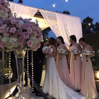 City Flowers - Large luscious flowers! - Florists Near Me - Los Angeles, California