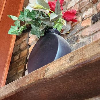 Gabriel's Gate - The dust on that vase was nasty - American Near Me - Buffalo, New York