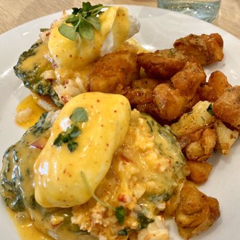 Bottiglia - Lobster Benedict - Italian Near Me - Henderson, Nevada