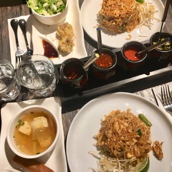 Up Thai - Lunch special - Chicken pad thai and Shrimp Pad thai - Thai Near Me - New York, New York