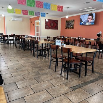 Roxys Restaurant - American Near Me - Ridgeland, South Carolina Roxys Restaurant - American Near Me - Ridgeland, South Carolina